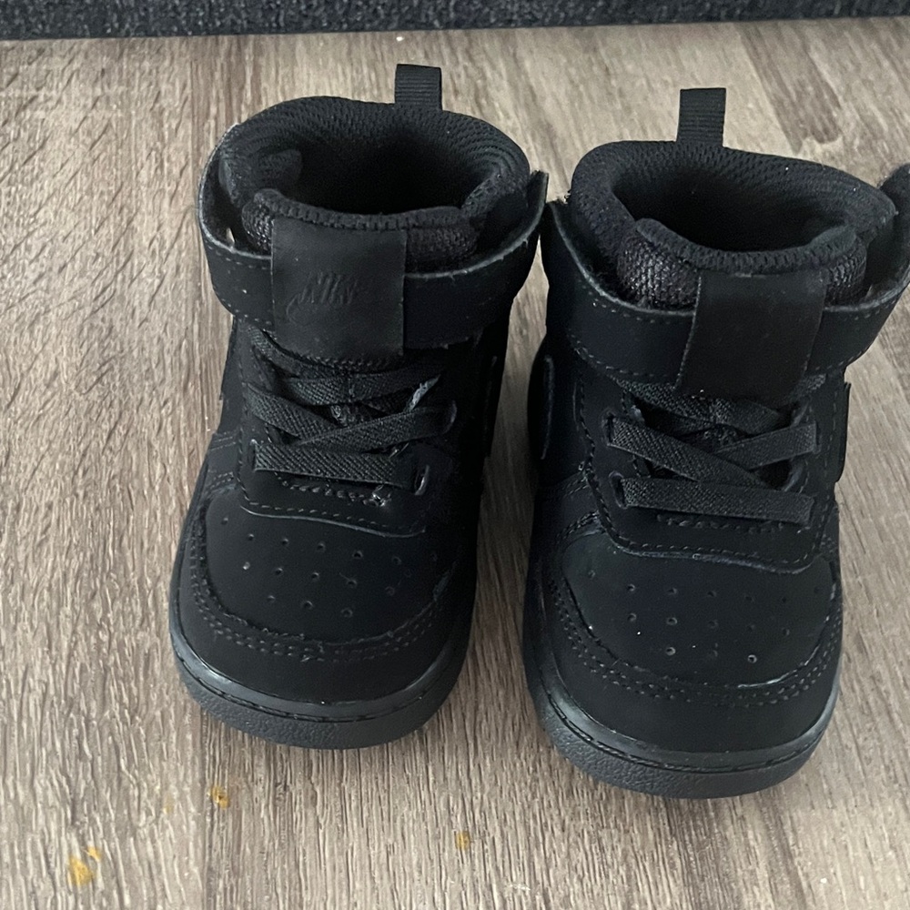 Nike Kids Black High-Top Sneakers